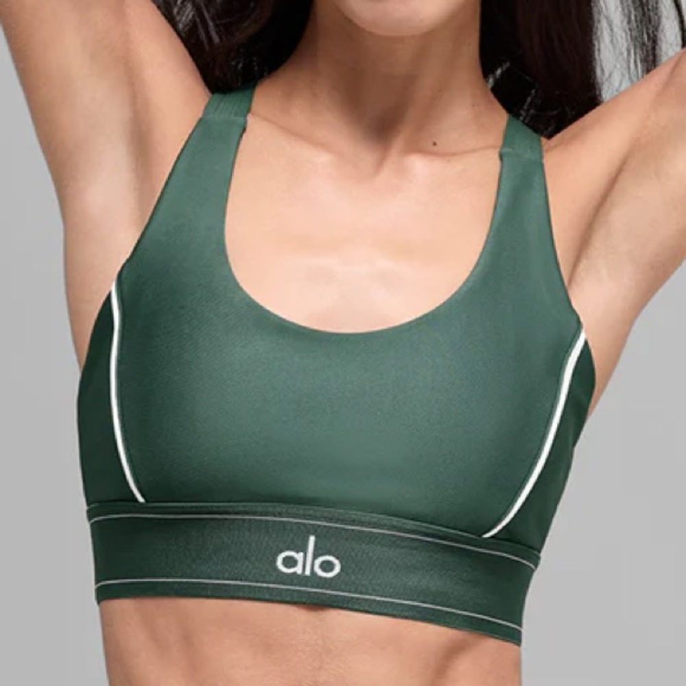 Alo Yoga Airlift Suit Up Bra Clover Green/White M